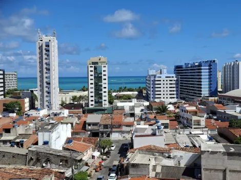 Apartamento Mobiliado 2 Quartos - 57m - Andar Alto - Vista Mar - Edf Duetto