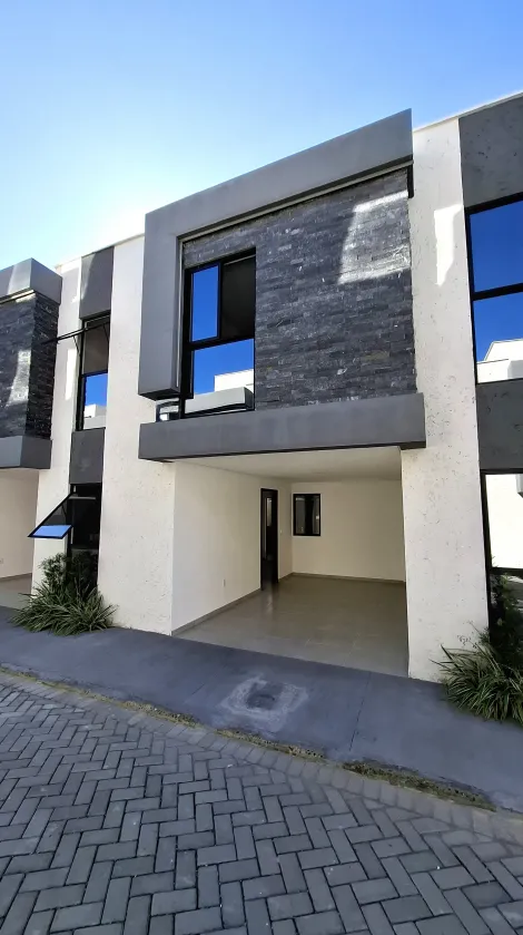 Casa com Mveis Planejados - 3 Quartos - 103m - Barra Nova