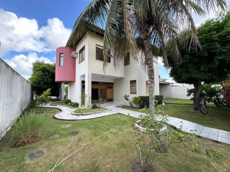 Casa no Jardim do Horto II com Piscina e 4 Sutes