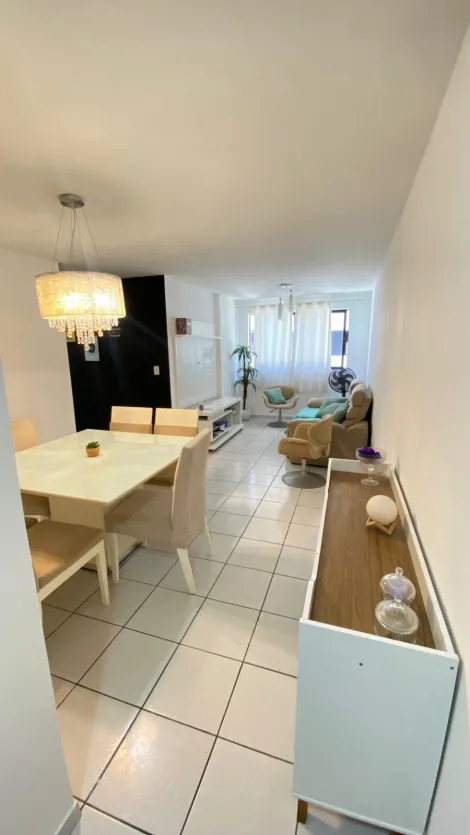 Apartamento Mobiliado com 3 Quartos  venda no Edf Las Torres na Jatiuca