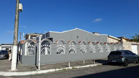 Casa Reformada de Esquina  venda na Ponta Grossa